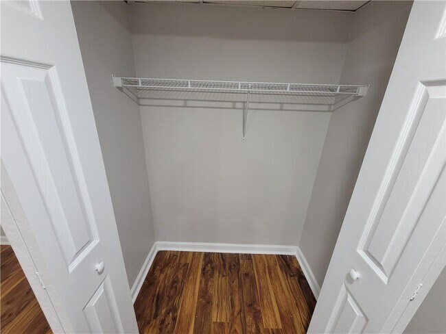 Building Photo - 783 Rebecca St NW