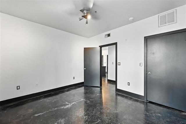 Building Photo - 4414 Cedar Springs Rd