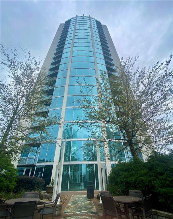 Building Photo - 3324 Peachtree Rd NE