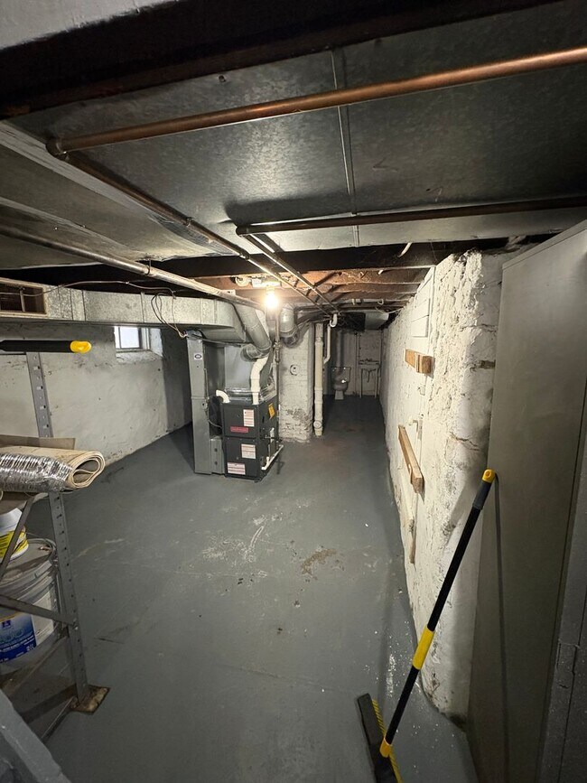 Building Photo - NORWOOD- Cute 2 bedroom 1.5 baths with fenced yard