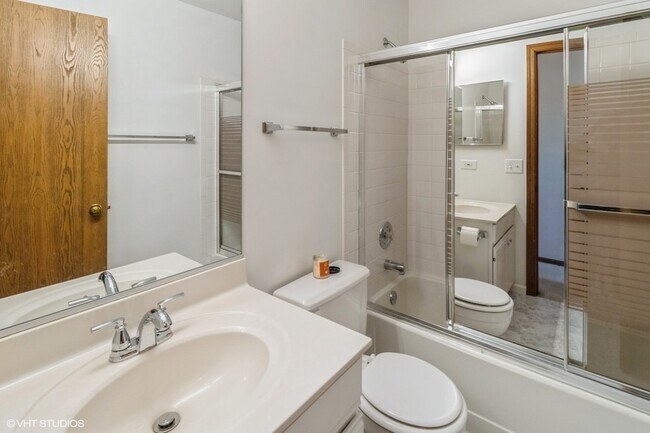 Building Photo - 134 Winchester Dr