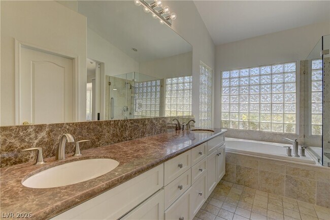 Building Photo - 8437 Willowleaf Ct