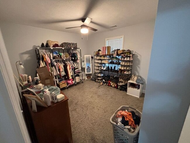 Building Photo - 454 Fernwood Cir