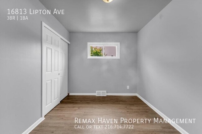 Building Photo - 16813 Lipton Ave, Cleveland - Charming 3 B...