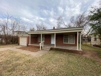 Building Photo - 1320 Campbell Rd