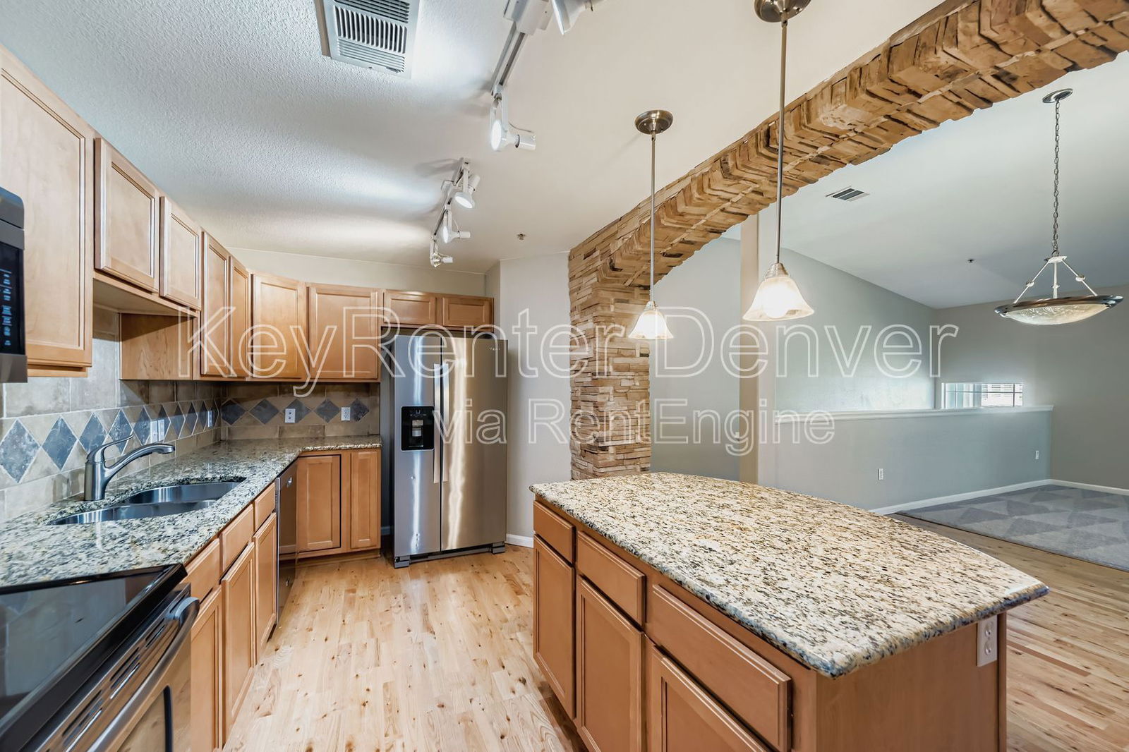 Building Photo - 14122 Sun Blaze Loop