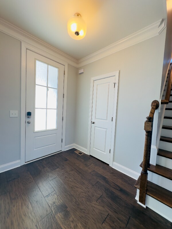 Building Photo - 155 Meadow Lake Dr