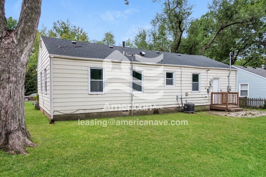 Building Photo - 11500 W 69th Terrace