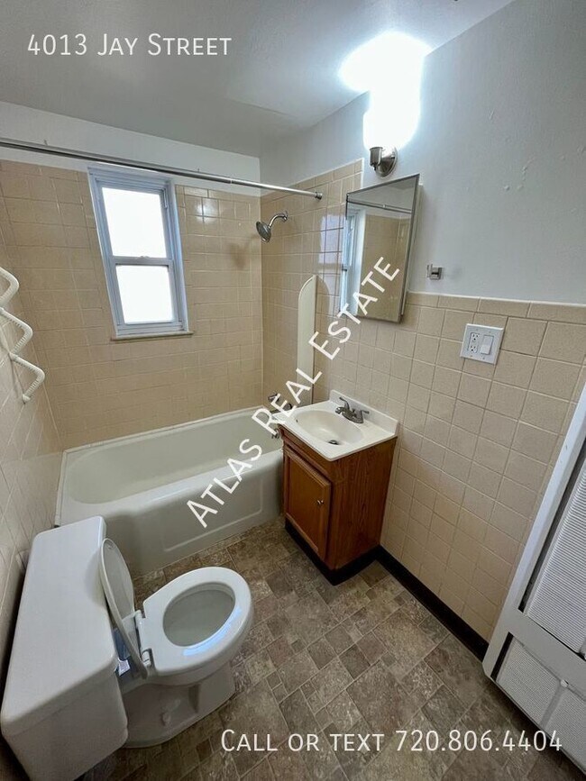 Building Photo - 4013 Jay Street