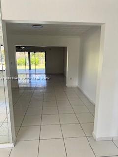 Building Photo - 7495 S Waterway Dr