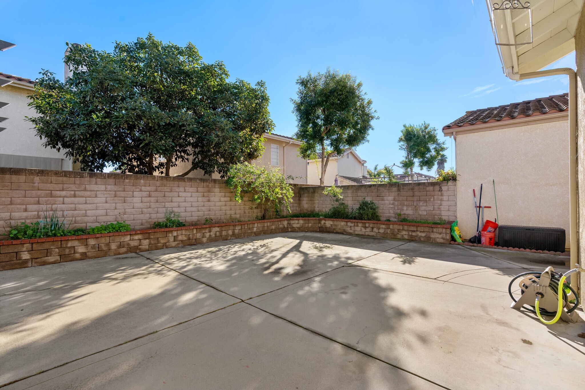 Building Photo - 1124 Grass Valley Way