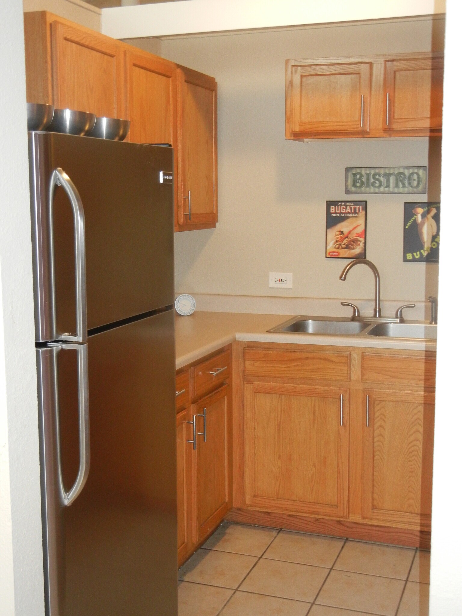 Brand new stainless steel appliances! - 1400 Julian St