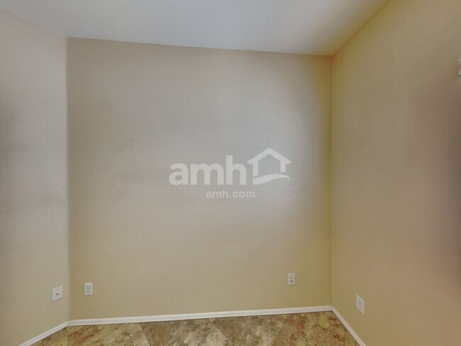 Building Photo - 14643 W Acapulco Ln