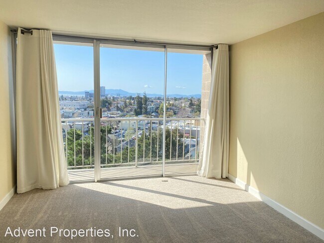 Primary Photo - 1 br, 1 bath House - 1 Kelton Ct Unit 5E