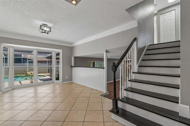 Building Photo - 7111 Gateway Ct