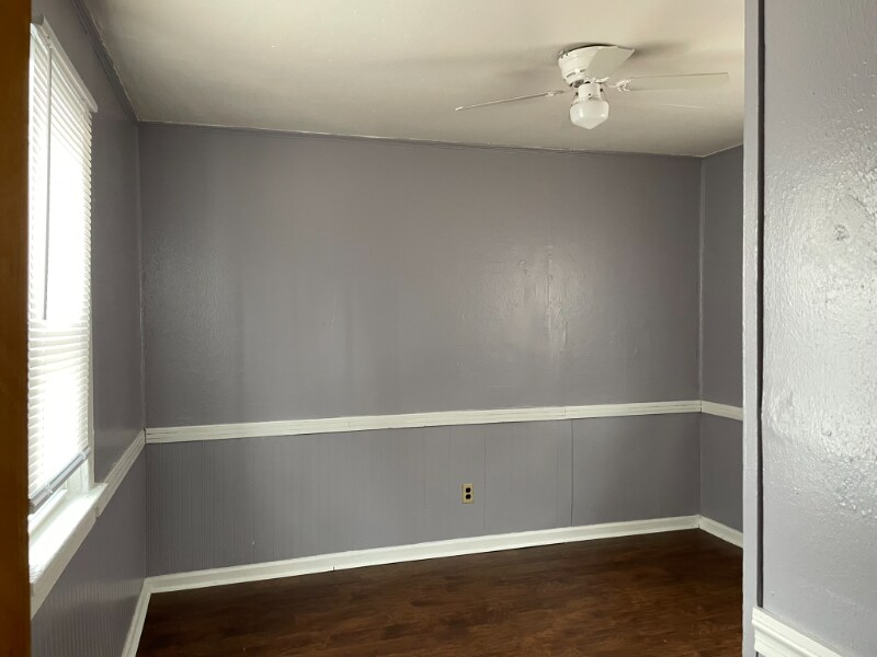 Building Photo - 115 Sycamore St