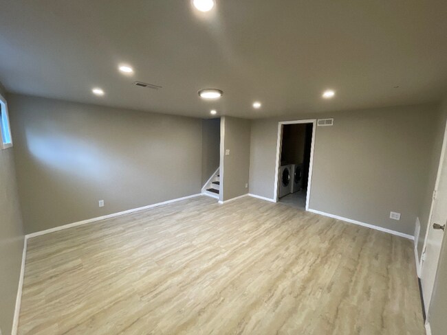 Building Photo - 24 El Sereno Dr