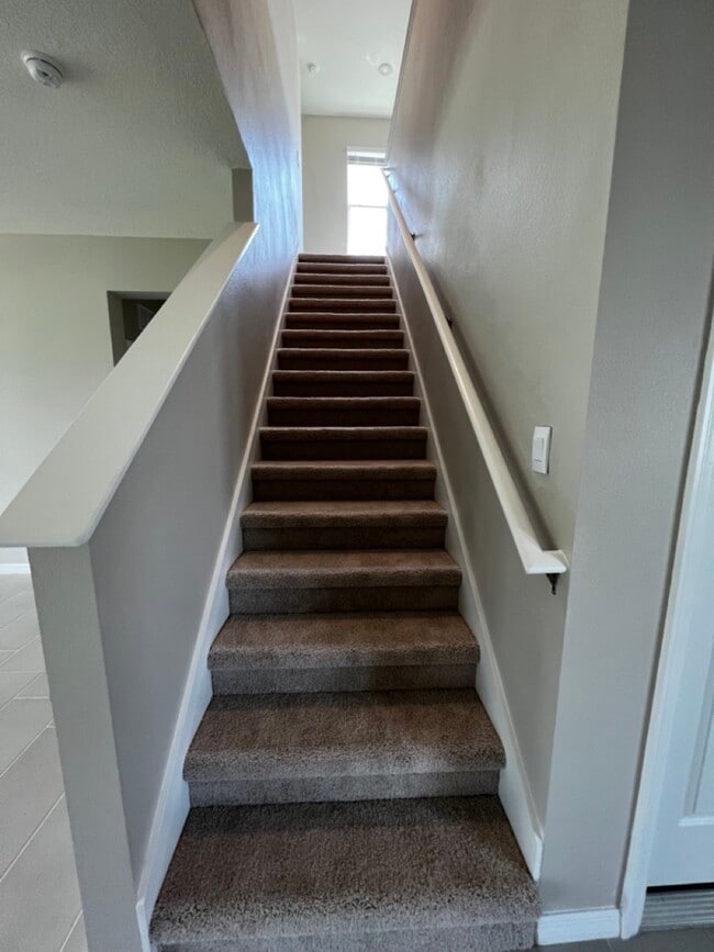 Building Photo - 2072 Midnight Pearl Dr