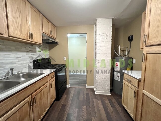 Building Photo - 2304 Ervin St