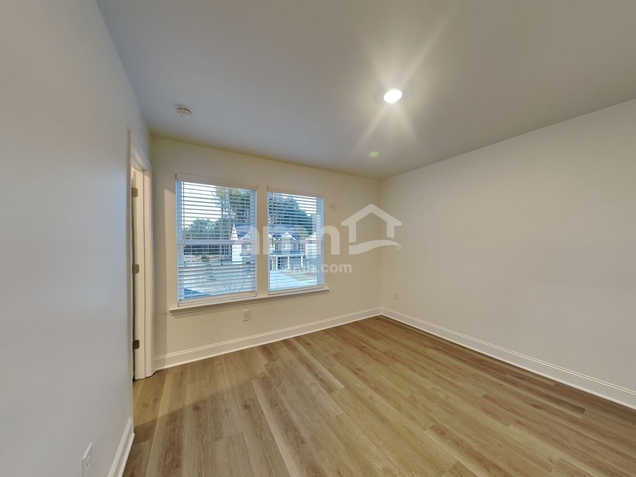 Building Photo - 1519 Aquamarine Dr