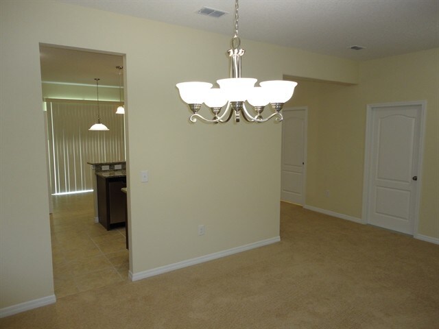 Building Photo - 513 Vista Ridge Dr