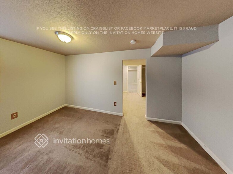 Building Photo - 19744 E Harvard Dr