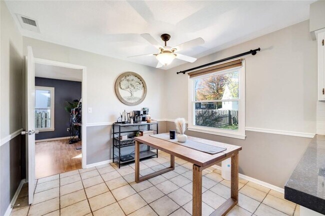 Building Photo - Schedule a Showing Today!!!  Don't Miss Out On This Spring Special!!