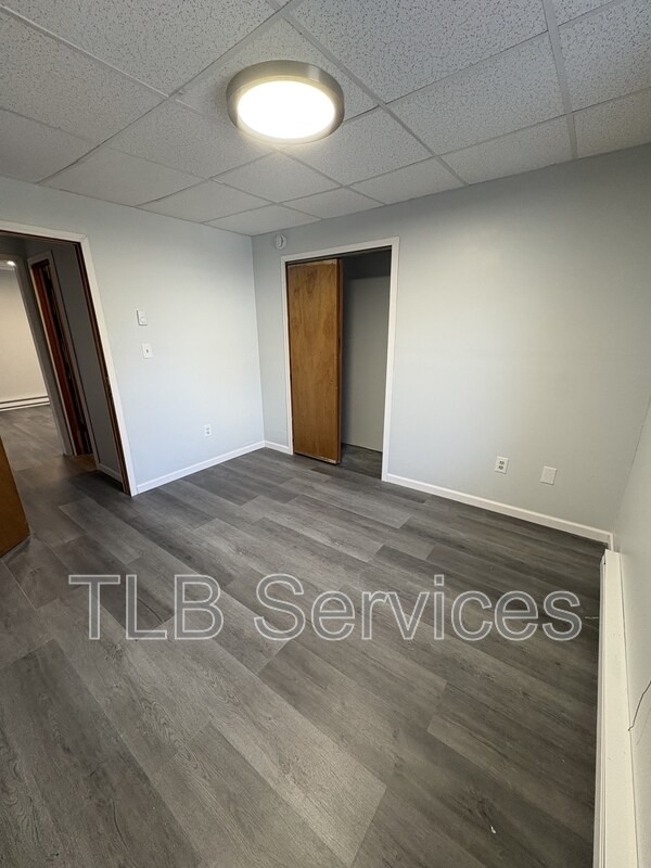 Building Photo - 563 Washington Ave