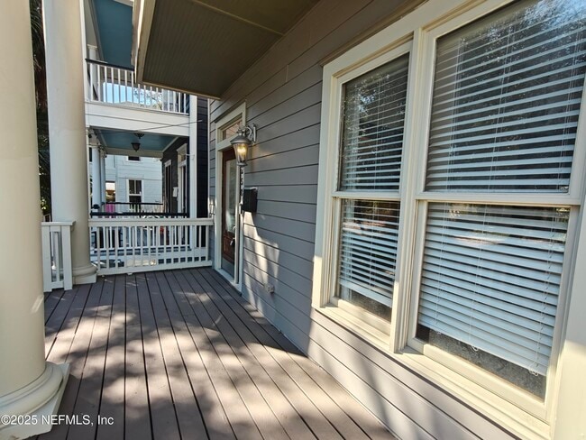 Building Photo - 1250 N Liberty St