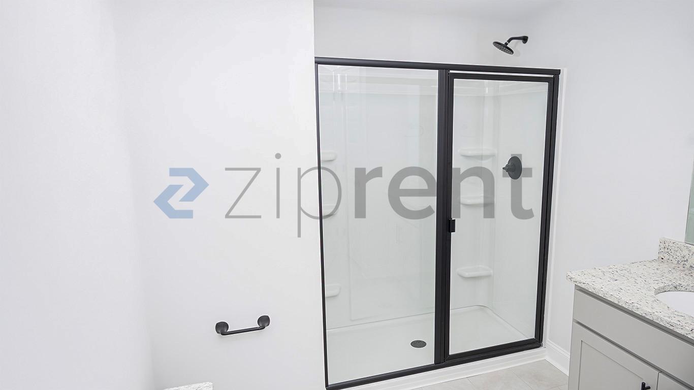 Building Photo - 532 Rohan Dr