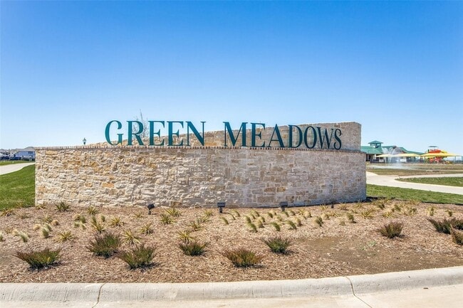 Building Photo - 16617 Hidden Cove Dr