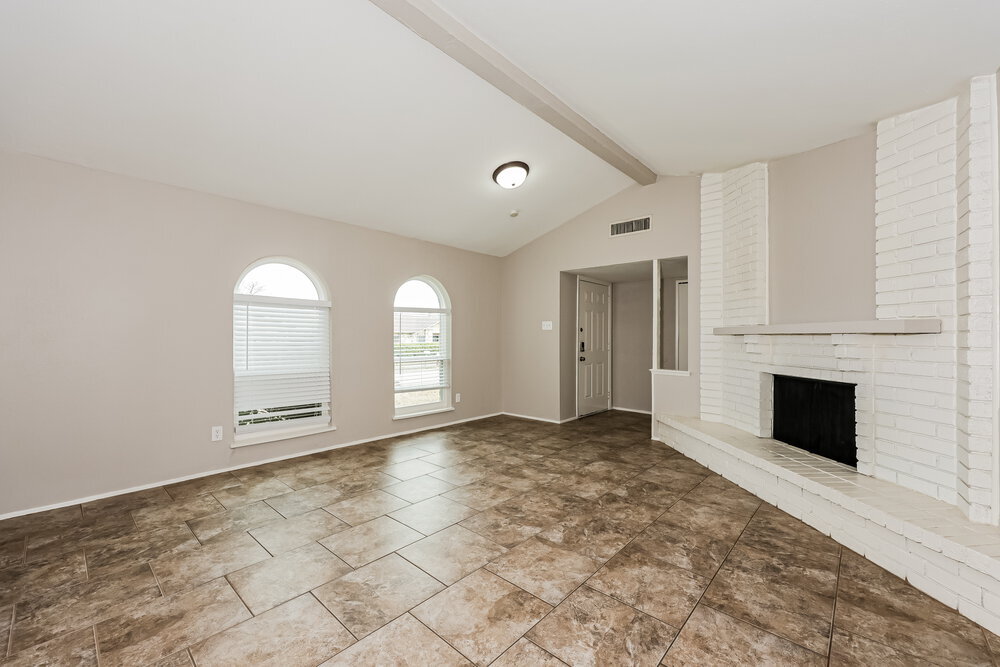 Building Photo - 7438 Emory Oak Ln