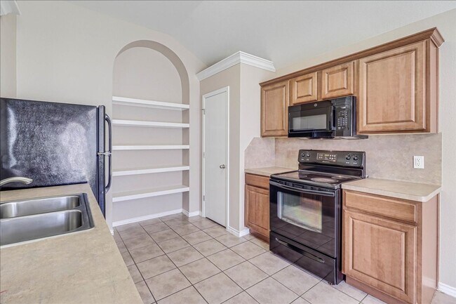 Building Photo - 2317 Tropical Wind Dr