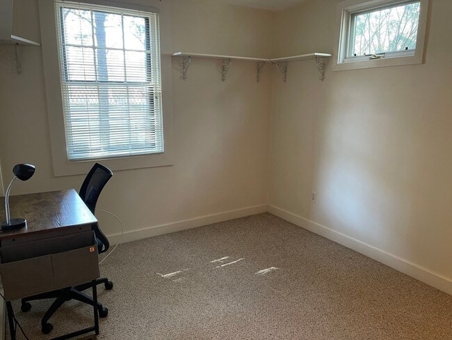 Building Photo - 149 Walnut St