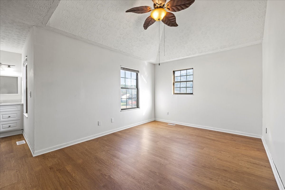Primary Suite - 1600 Rock Creek Dr