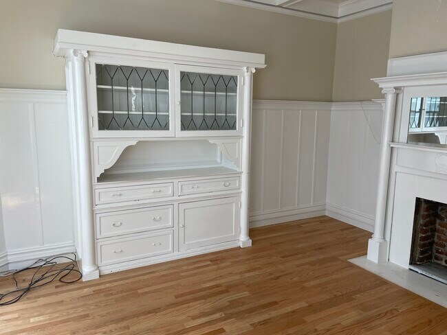 Building Photo - 1551 Franklin St