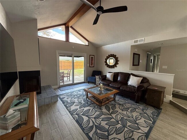 Building Photo - 509 N Peninsula Ave