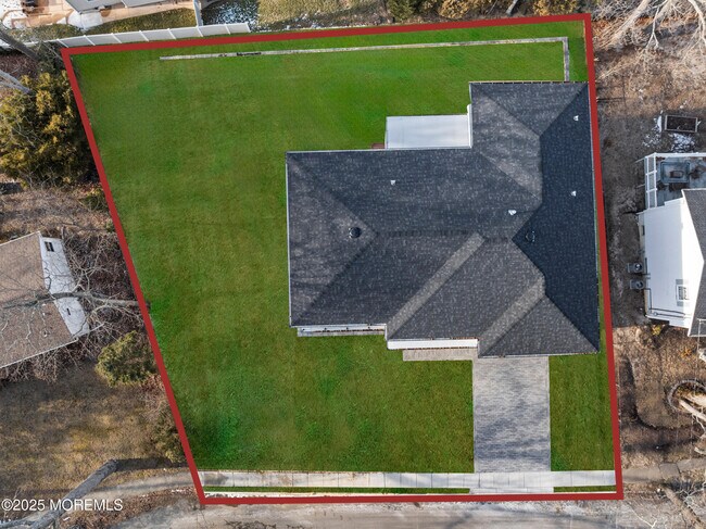 Building Photo - 459 Harnell Ave