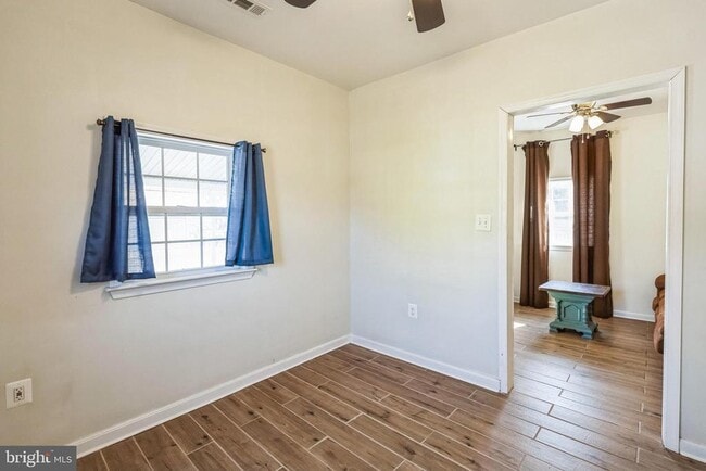 Building Photo - 18623 Bells Hotel Pl