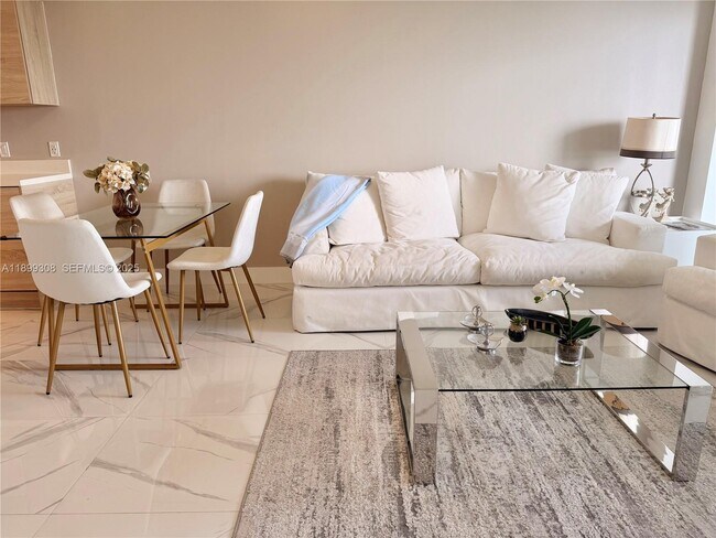 Building Photo - 16385 Biscayne Blvd