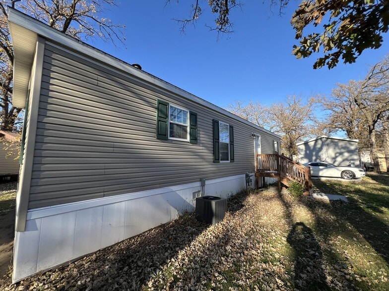 Building Photo - 58 Joymar Dr