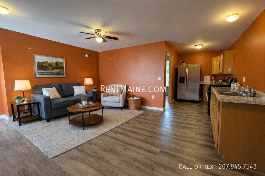 Building Photo - 114 Bridge St