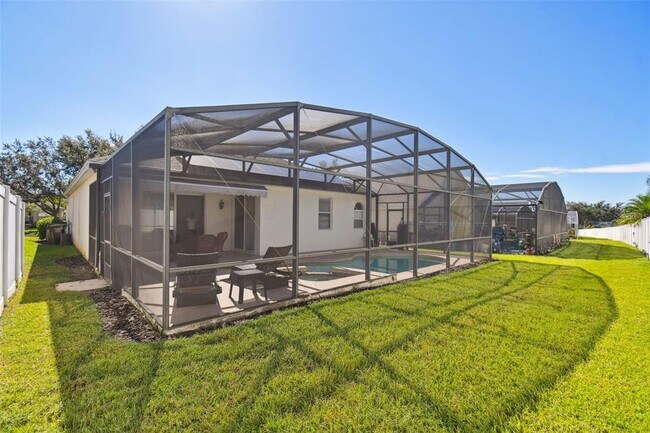 Building Photo - 258 Henley Cir