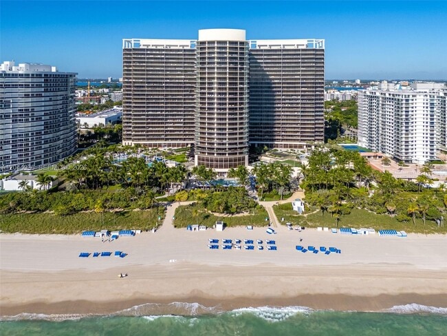 Building Photo - 9705 Collins Ave