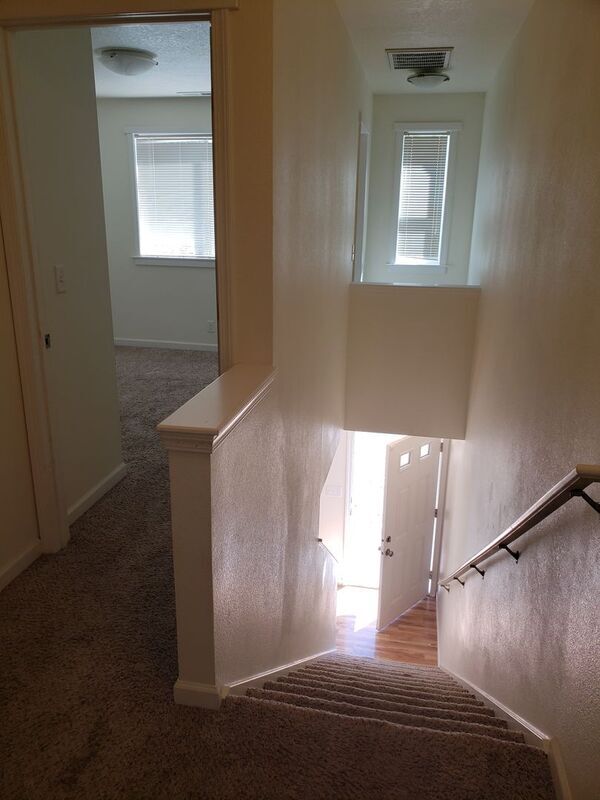 Building Photo - 3637 E Amazon Dr