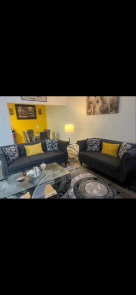 Building Photo - 1313 Floyd Ave