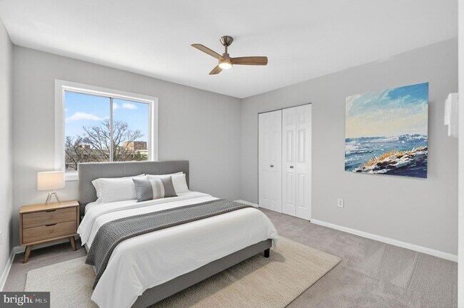 Building Photo - 4241 Columbia Pike