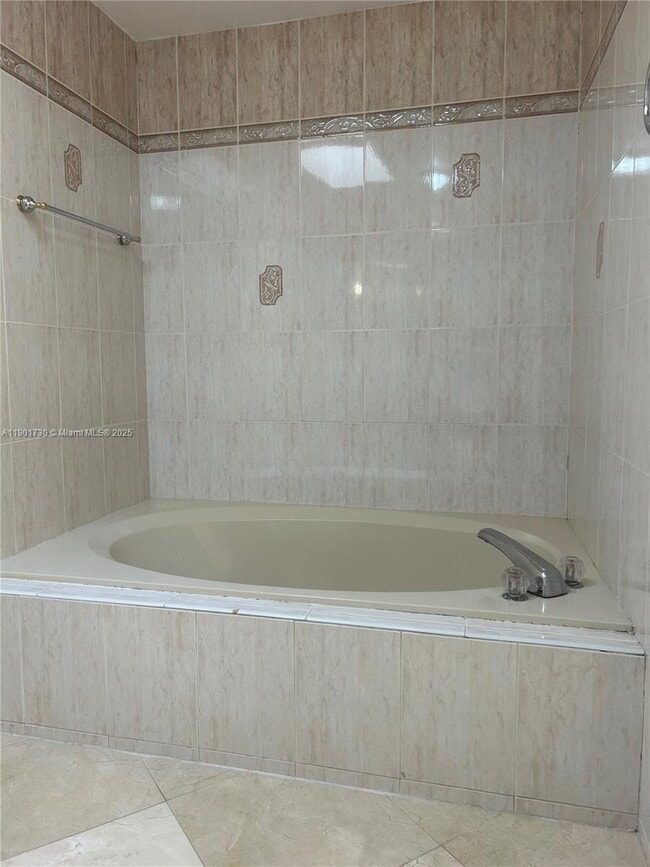 Building Photo - 14670 SW 49th St