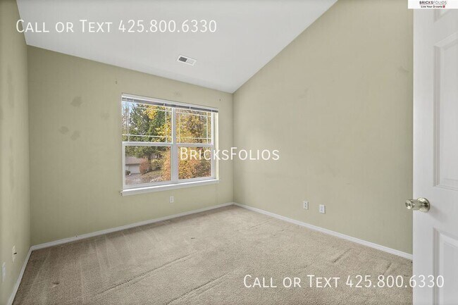 Building Photo - 702 228th St SW