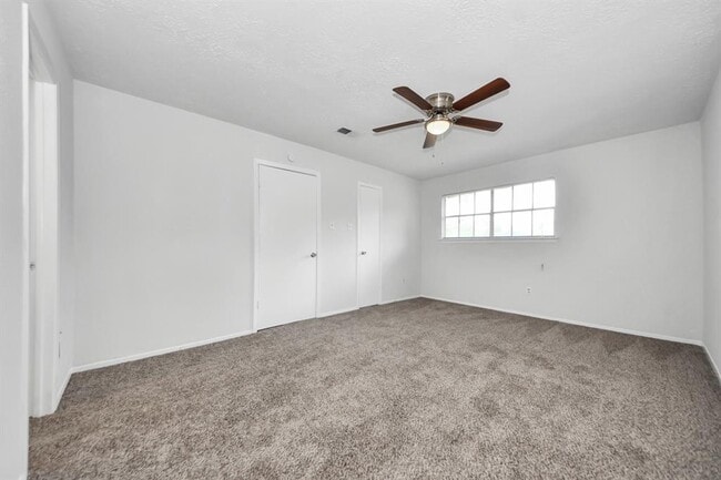Building Photo - 23702 Wintergate Dr